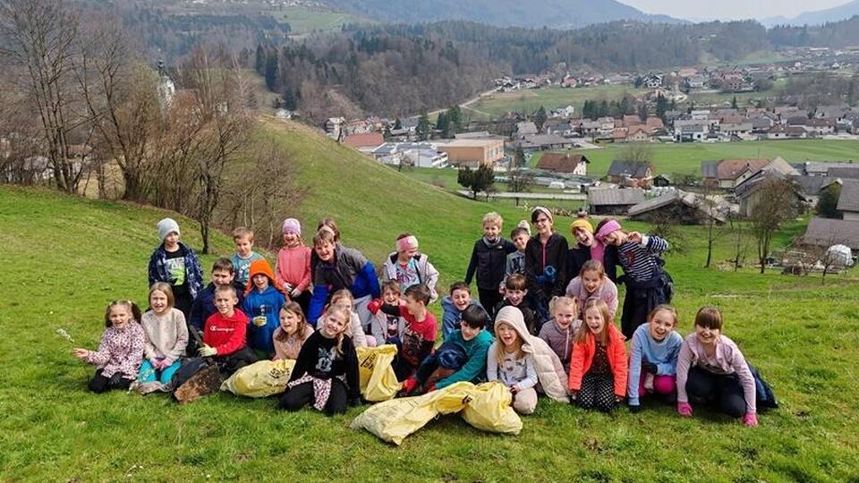 Naslovna fotografija za: Spomladanske čistilne akcije v Občini Kamnik se nadaljujejo