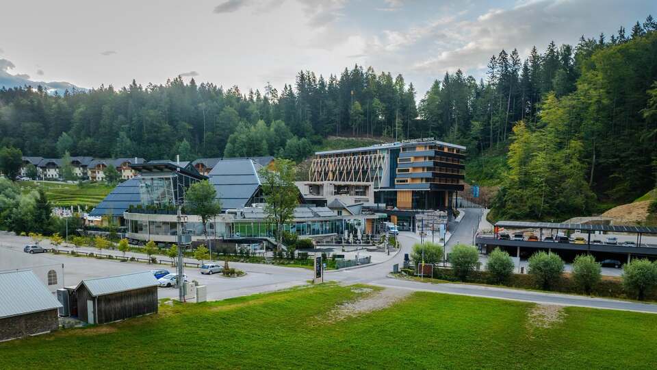Naslovna fotografija za: Premišljen razvoj kamniškega turizma prinaša rezultate